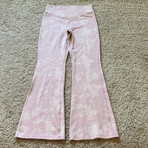 Old Navy Active High-Rise Light Pink Flared Kids Leggings